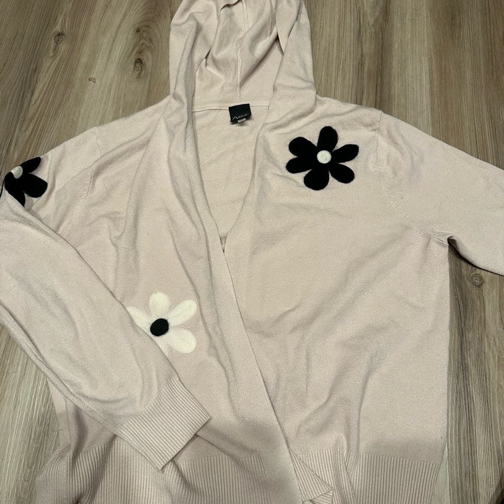 Floral Hooded Cardigan in Cream and Black